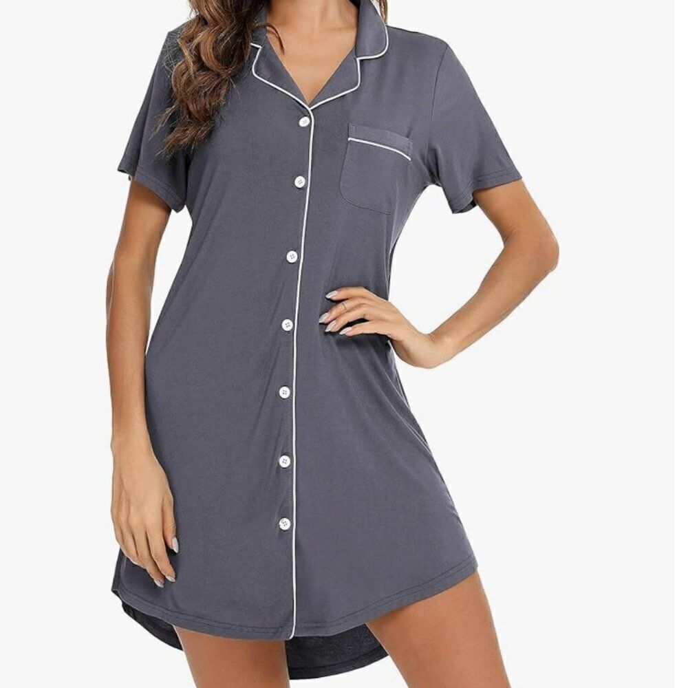 Sanding gray button front short sleeve night shirt white piping. Size xl NWT
